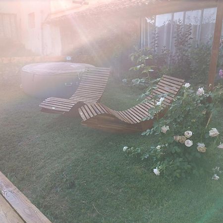 Jolie Maisonnette Niozelles ภายนอก รูปภาพ